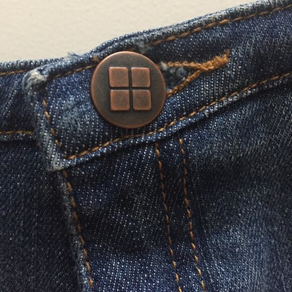 INSIGHT 51 Denim Shorts Malibu Cruiser Distressed Size 25 NWT - Picture 4 of 7